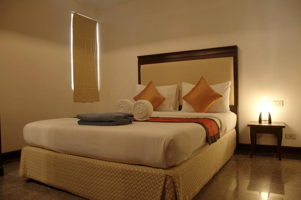 Washington Residence Phuket Room photo